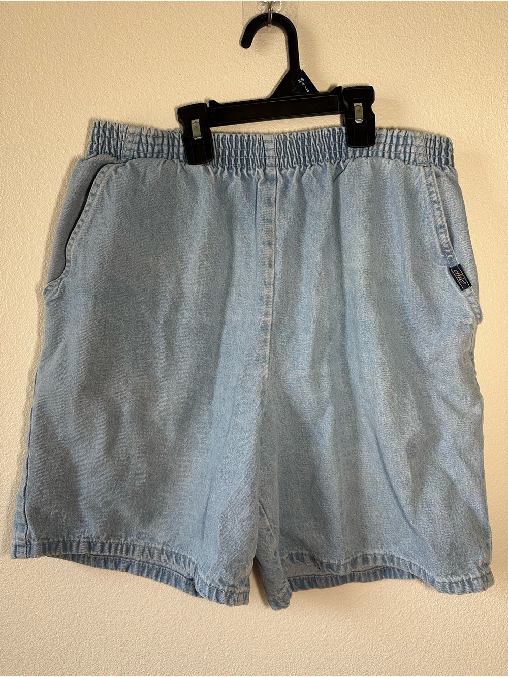 Vintage Sears Light Wash Denim Elastic-Waist Women's Mom Shorts